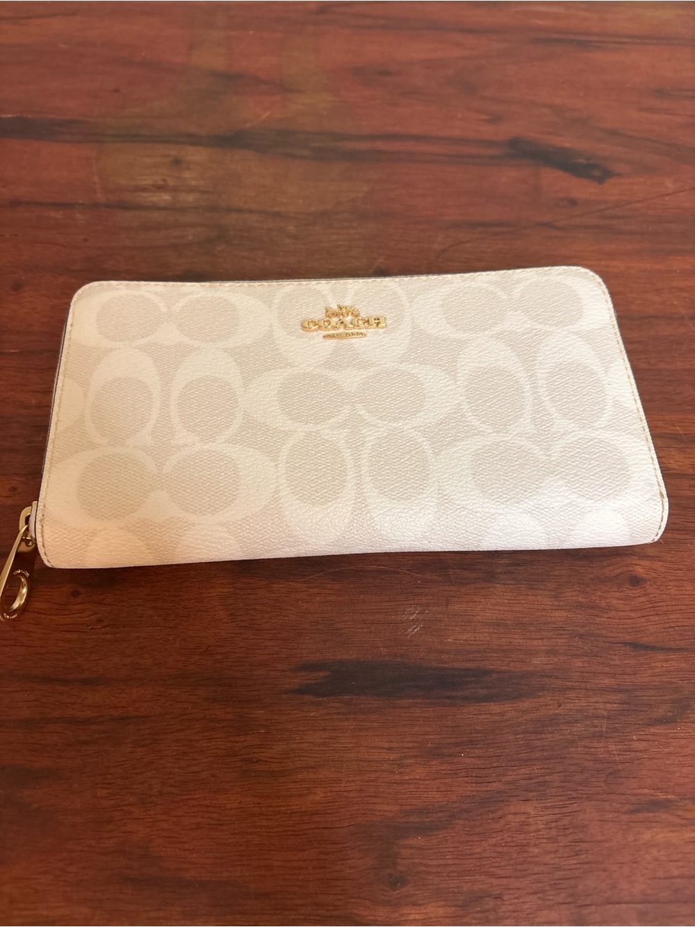 Coach Zip-Around Signature Wallet in Chalk/Gold